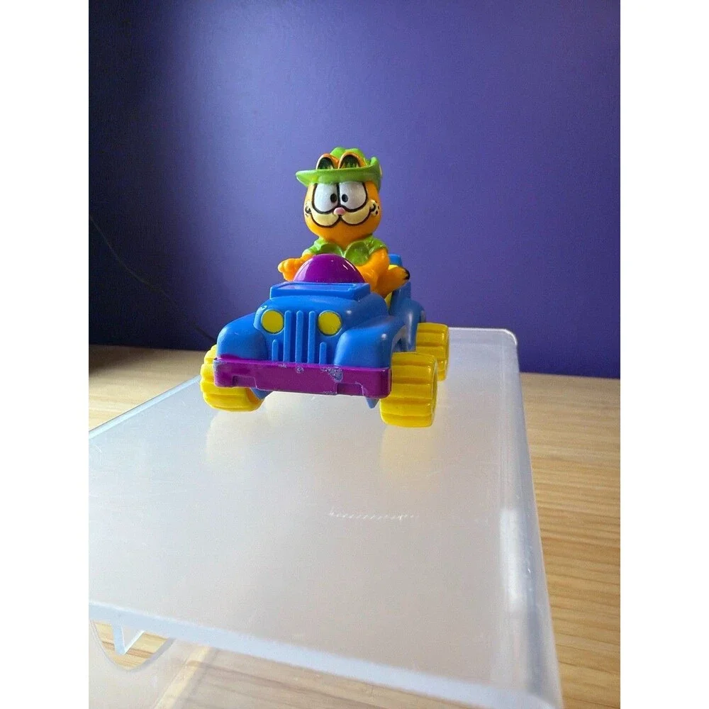 Vintage 1988 McDonalds Garfield Jeep Car Happy Meal‎ Toy Figure
